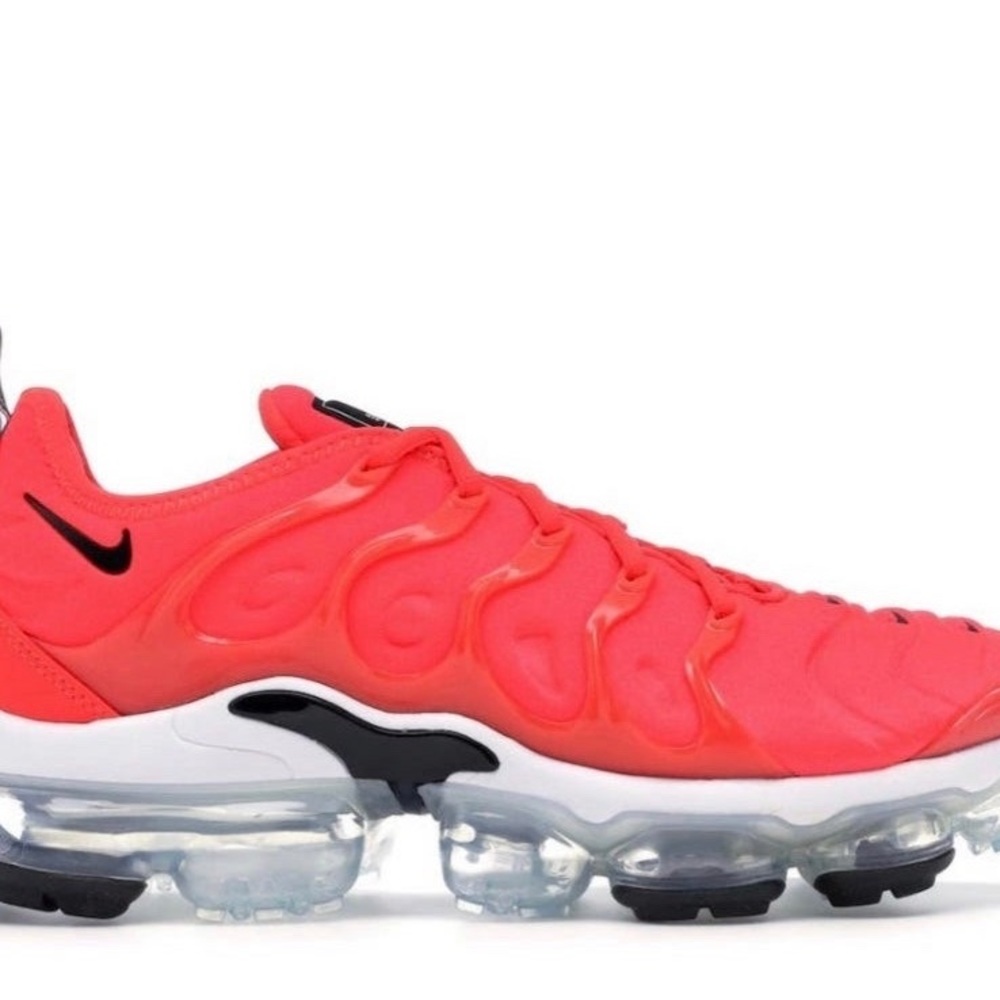 Nike Vapormax plus Crimson